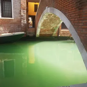 Apartment The Secret Garden In The Very Heart Of Venice