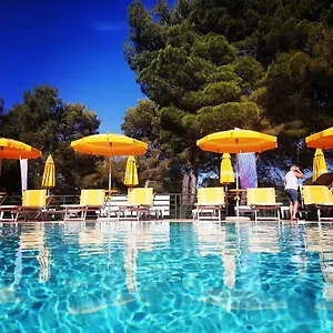Villaggio Golfo Di Arzachena Apartahotel